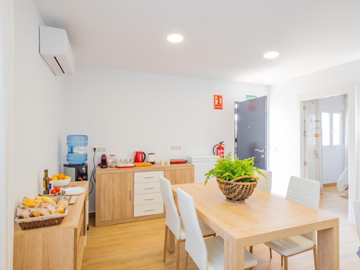 Cubo'S Hostal William'S Sunny 2 With Breakfast Torre de Benagalbon Exterior foto