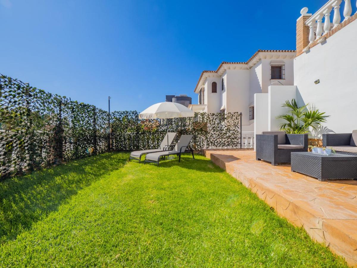 Cubo'S Hostal William'S Sunny 2 With Breakfast Torre de Benagalbon Exterior foto